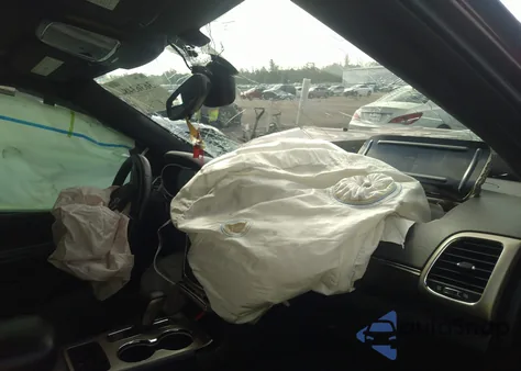 2017 Jeep Grand Cherokee Laredo 4X4 из США, поврежденный, VIN 1C4RJFAG0HC739852